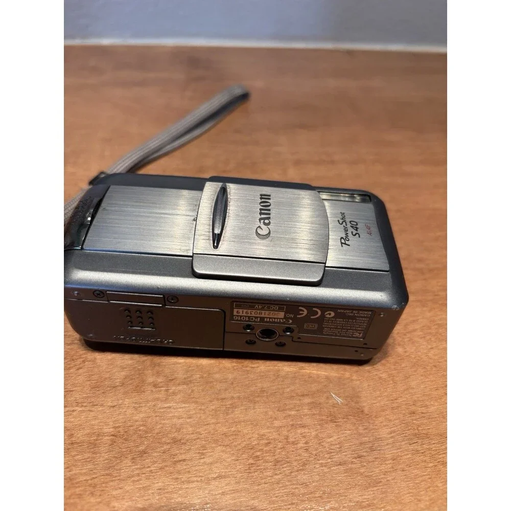 Canon Digital Camera PowerShot S40 4.0MP Silver Tested